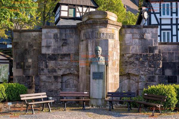 Grimme-Denkmal in Assinghausen 1